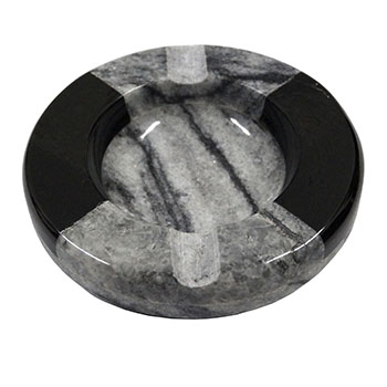 Cenicero de mesa gris y negro